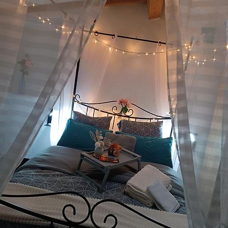 Jolie Maison De Village Capendu Eksteriør billede