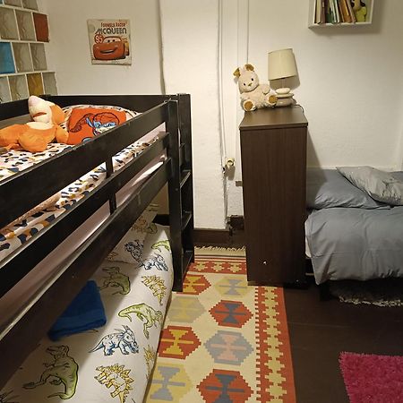 Jolie Maison De Village Capendu Eksteriør billede