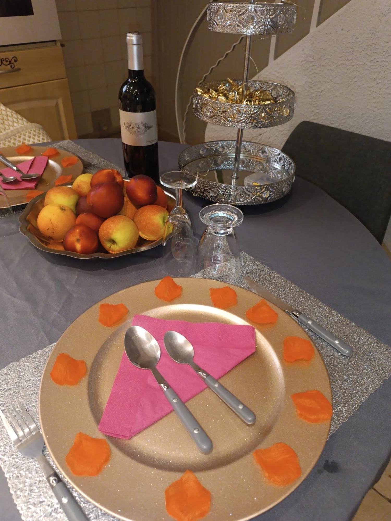 Jolie Maison De Village Capendu Eksteriør billede