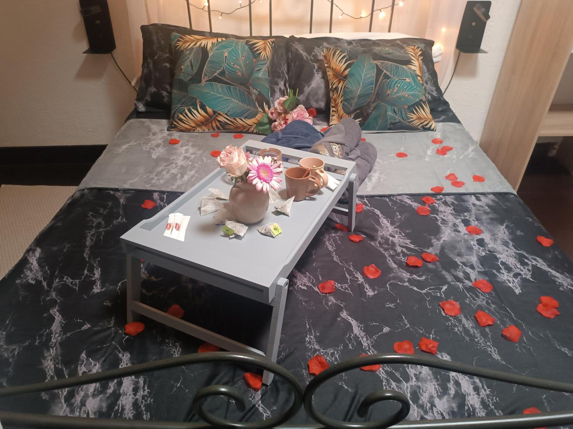 Jolie Maison De Village Capendu Eksteriør billede